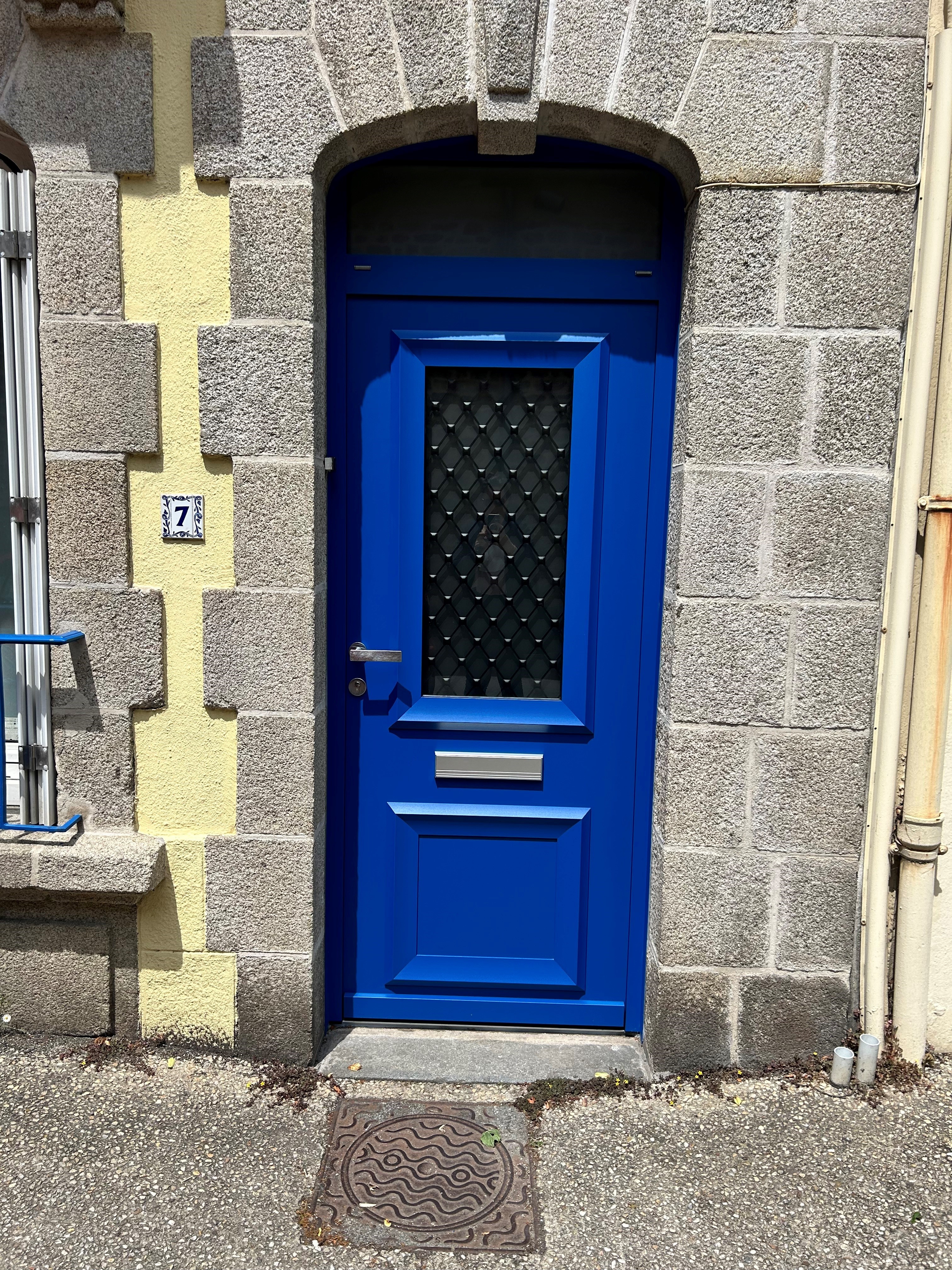 Porte entrée BLEU Ploemeur région Lorient Morbihan et Sud Finistère