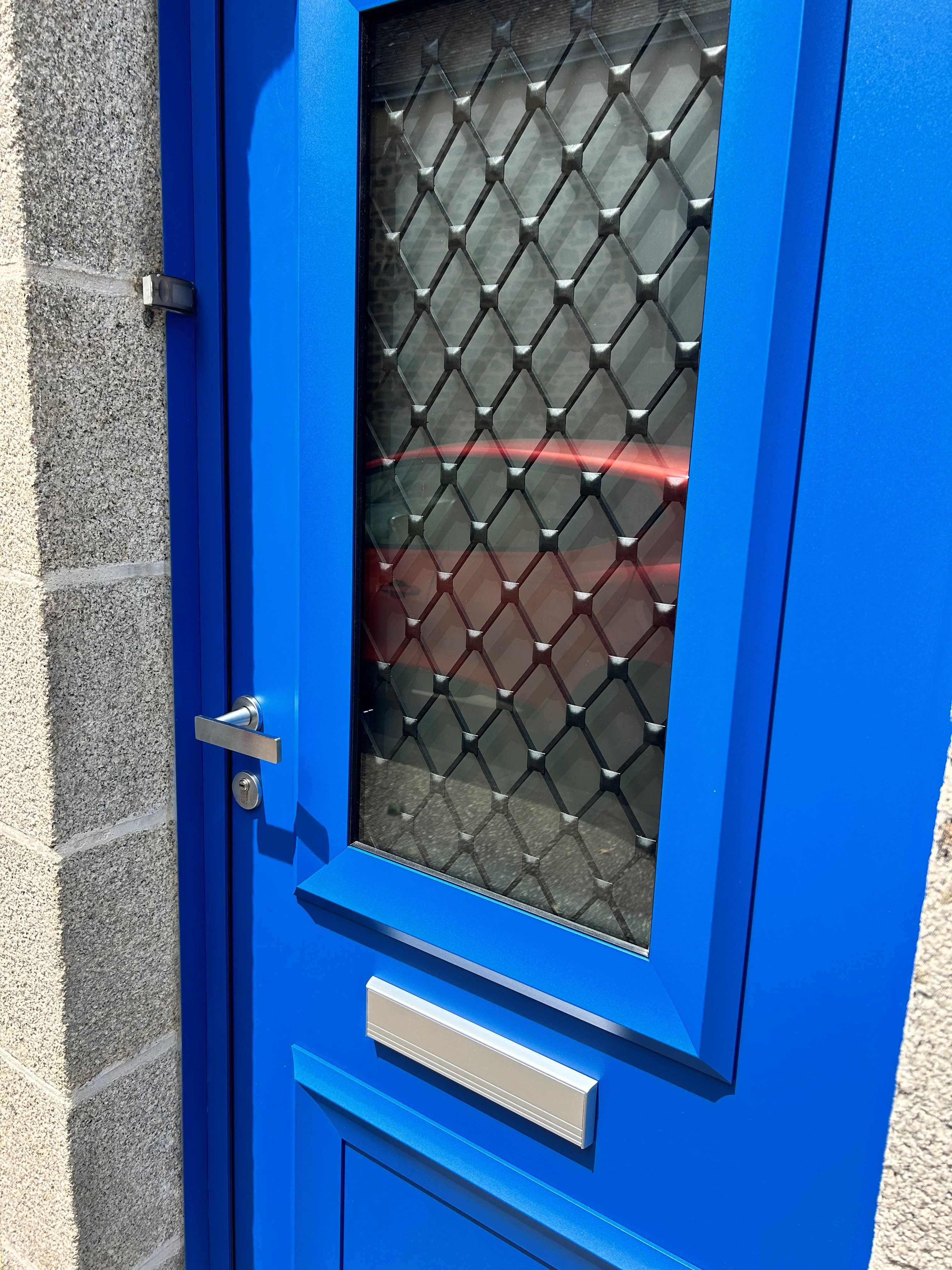 Porte entrée BLEU Ploemeur région Lorient Morbihan et Sud Finistère